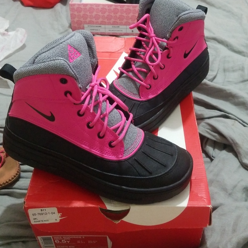 Nike Boots